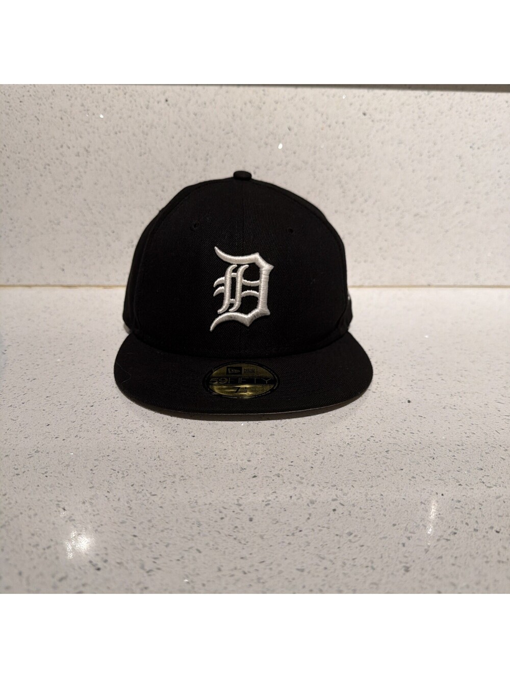 New Era 59FIFTY Detroit Tigers Fitted Hat Cap Black White Size 7 1/2